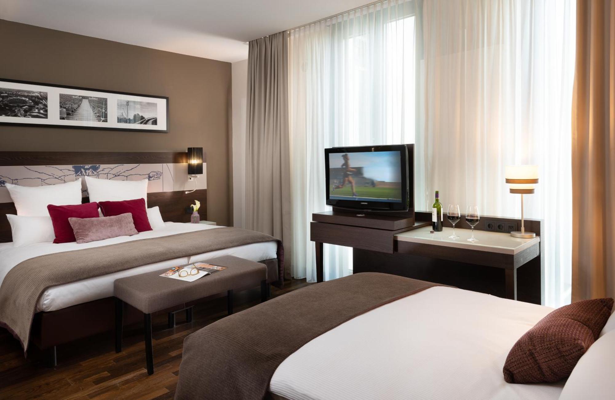 Leonardo Royal Hotel Monaco di Baviera Esterno foto