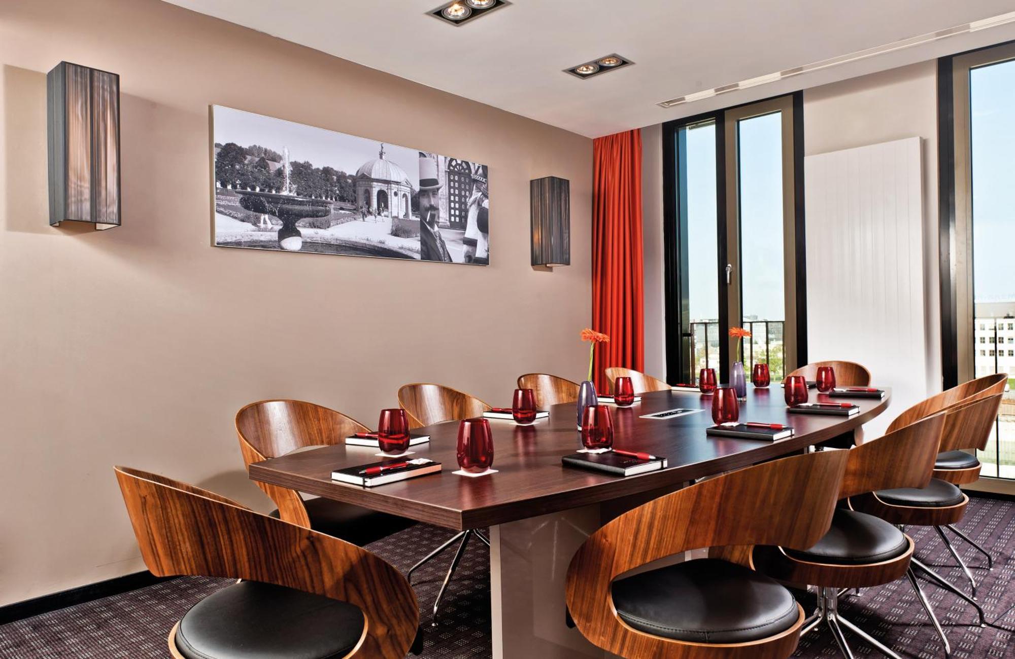 Leonardo Royal Hotel Monaco di Baviera Esterno foto
